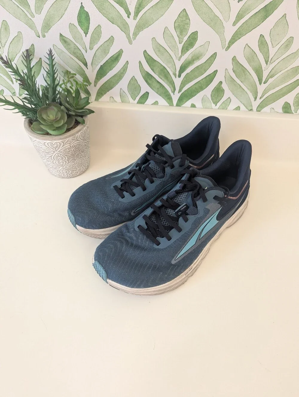 Altra Torin 6 Running Shoes Men's 10 Active Gym workout Athleisure